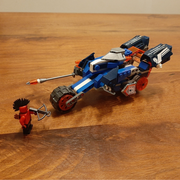 [70312]-1i2 Lance's Mecha Horse