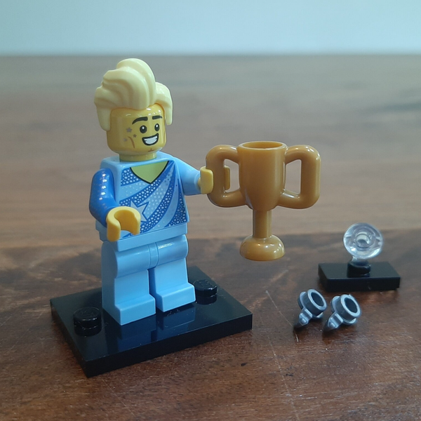 [col22-6]-1 Figure Skating Champion