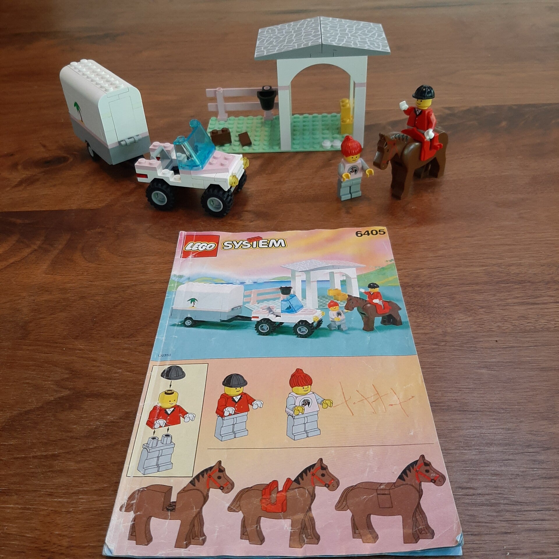 [6405] Sunset Stables