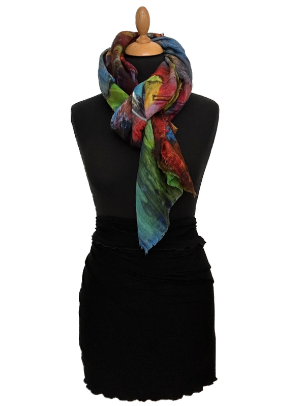 HIGHFIELD SHAWL DESSIN “VILLAGE” MULTICOLOUR PRINT MATERIAAL: WOL