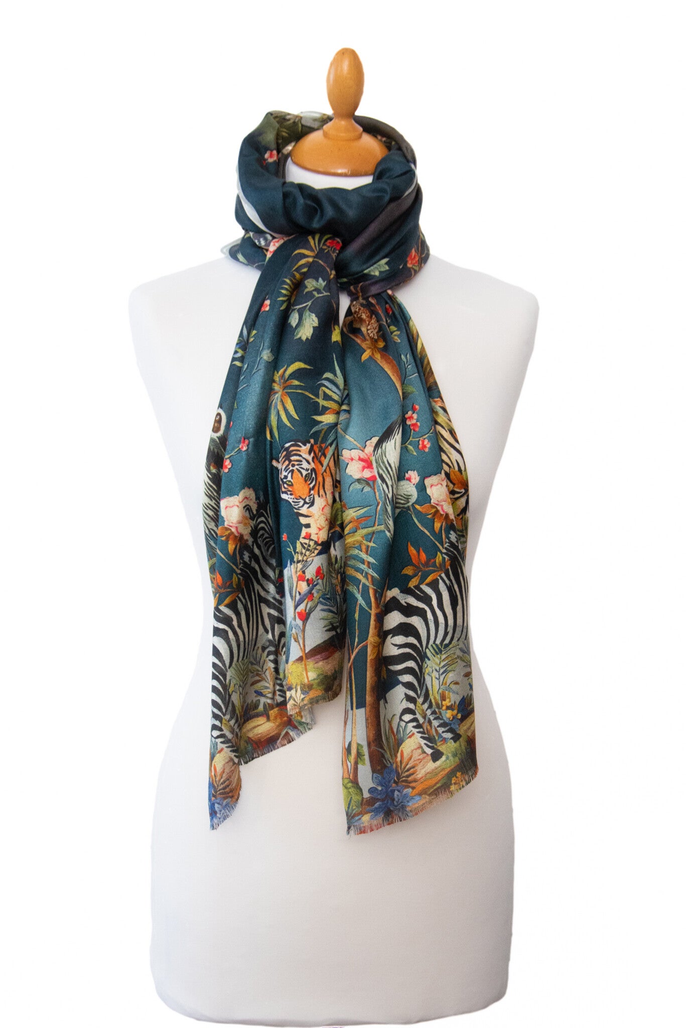 SHAWL DESSIN ANIMAL "JUNGLE"