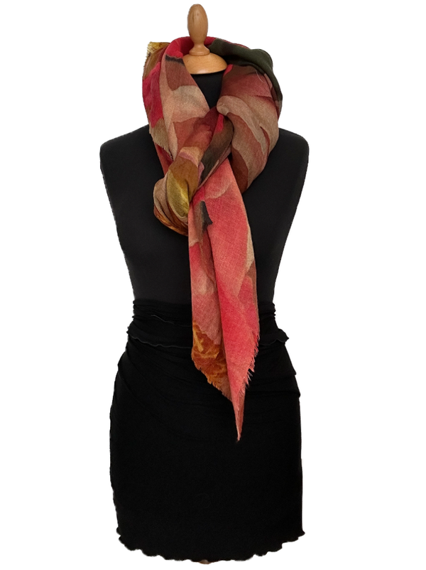 HIGHFIELD SHAWL DESSIN “BIG FLOWER” IN MOOIE HERFST COGNAC/GOUD/ROOD/GROEN TINTEN