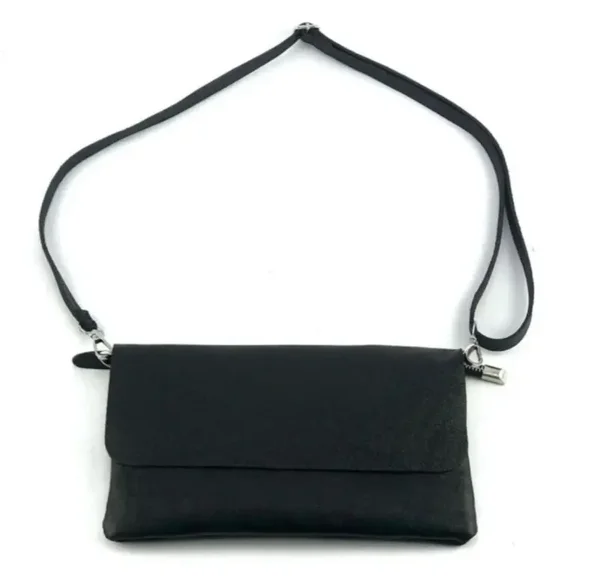 CLUTCH/ENVELOPE TAS Kleur Zwart/elegante glitter. Materiaal: Kalfsleder made in Italy Maat: 25x15x1cm