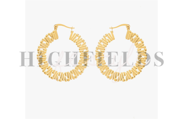 Creolen met vormen, oorbellen van roestvast staal gold plated. Diameter 35mm (163)