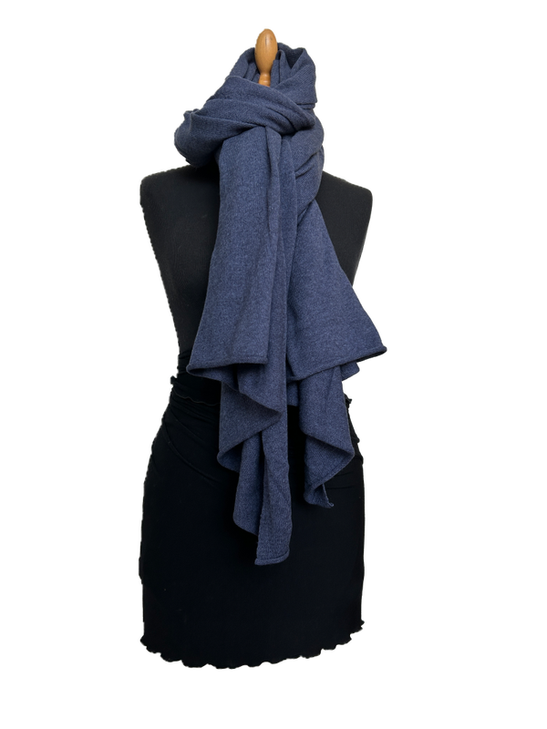 HIGHFIELD SHAWL GEBREID, GROTE LUXE OMSLAGDOEK JEANS, 90 X 210CM