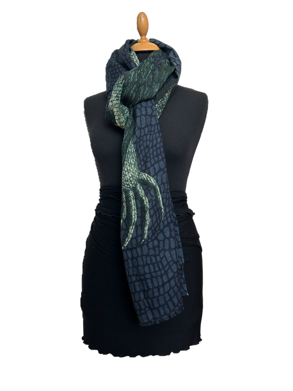 HIGHFIELD SHAWL DESSIN “ANIMAL PRINT-CROCODILE” WOL, 90CM X 190CM, KLEUR GROEN/ZWART/BRUIN