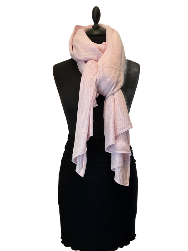 HIGHFIELD DUN GEBREIDE RIB SHAWL 50% KATOEN 50% ACRYL, AFMETING: 90 X 200CM KLEUR: ROSE