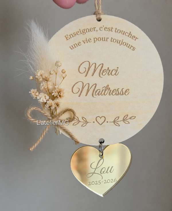 Cadeau Maîtresse Personnalisé Fin d’Année | Suspension Bois Fleur Séchée Cœur | ATSEM Nounou Professeur