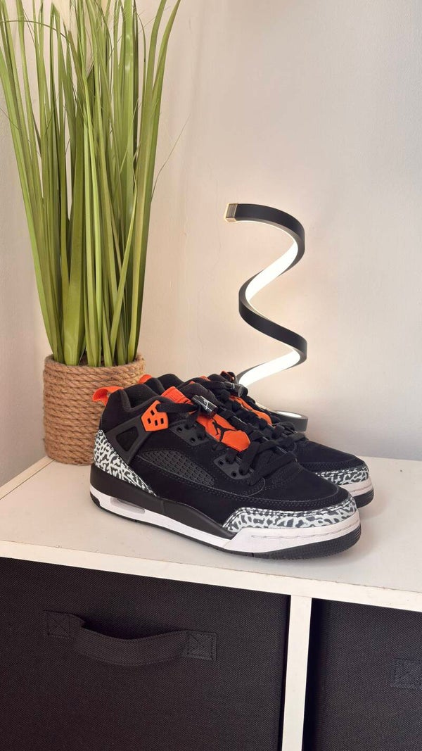 Orange & Black Jordan Spizike - Size 5