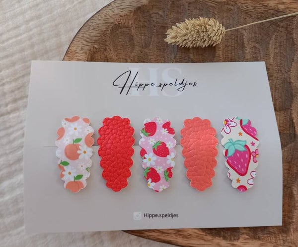 Set summer strawberry