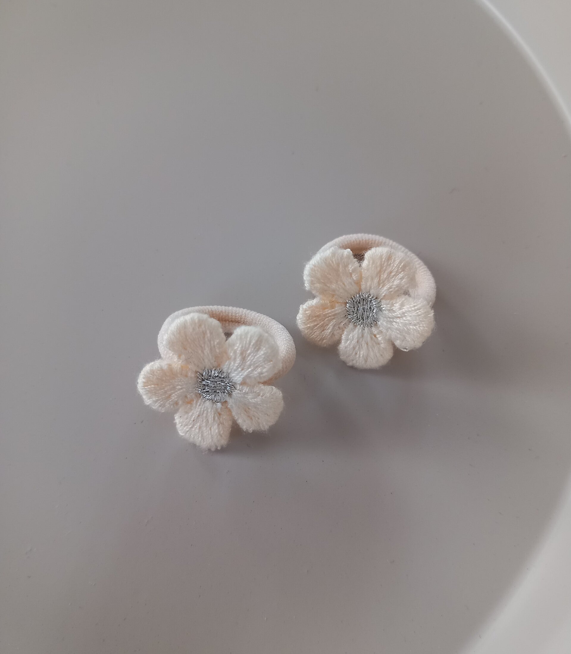 Mini elastiekjes - Beige flower
