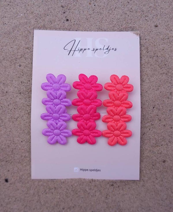Alligator - Soft summer flowers