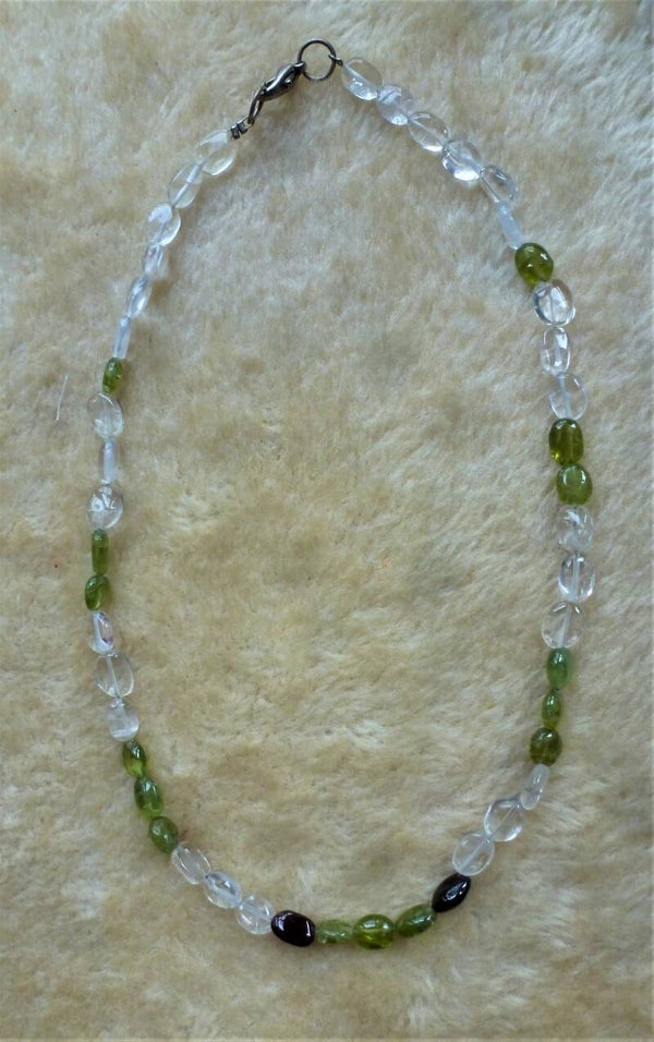 Bergkristal ,,,,, Granaat ,,,,, Epidot ,,,,  +- 7 bij 9 mm