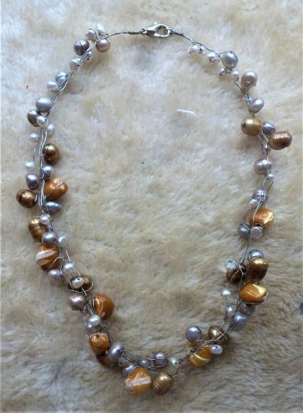 Meer rijige Parel ketting