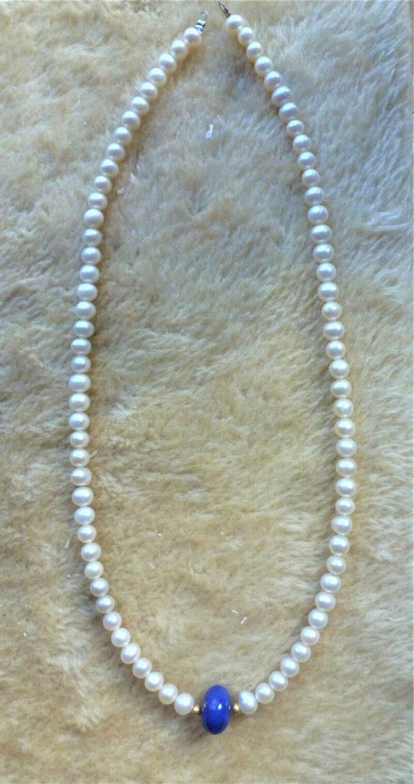 Biwa parels met Lapis