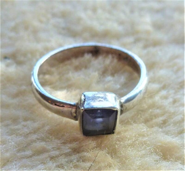 Ring met safir en zilver