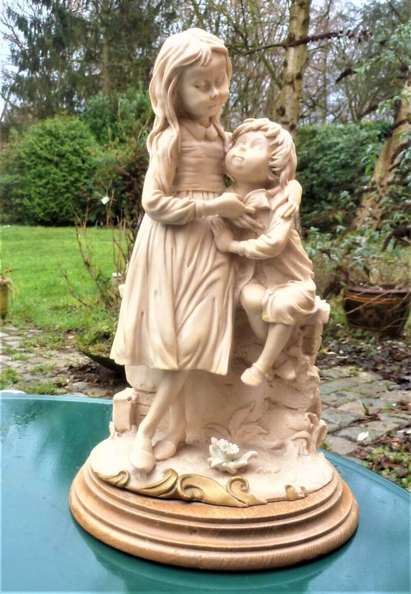 Beeld G.Armani   gebruikt