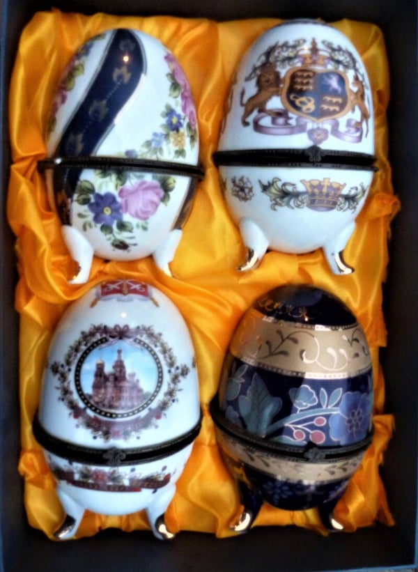 Grote Antieke Porseleinen eieren voor sierraden  voorbeeld