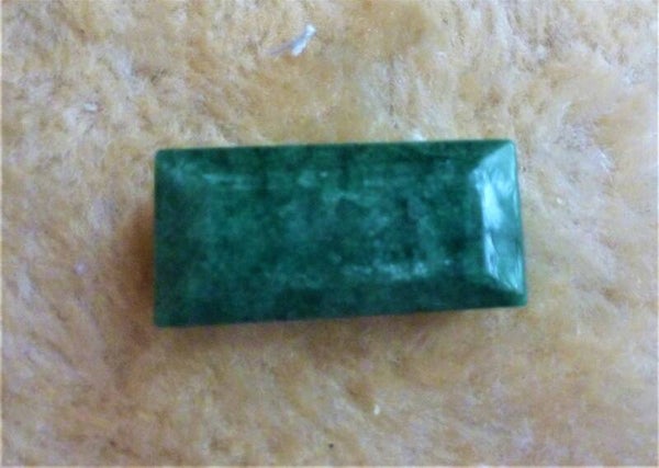 Smaragd  44 car.  Facet.