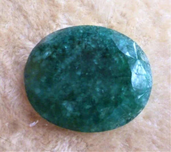 Smaragd  253  car.  Facet.