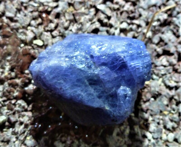 Tanzaniet  18,8 gram