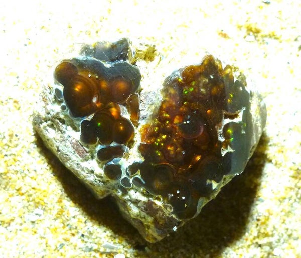 Ditis een mooie Vuur-agaat uit Mexico 3