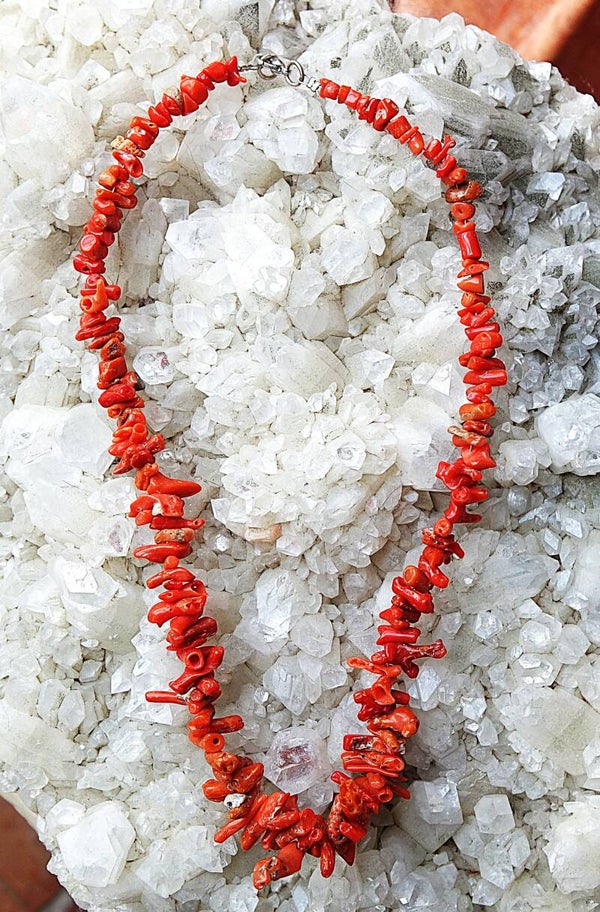 Heel mooie Bloedkoraal collier