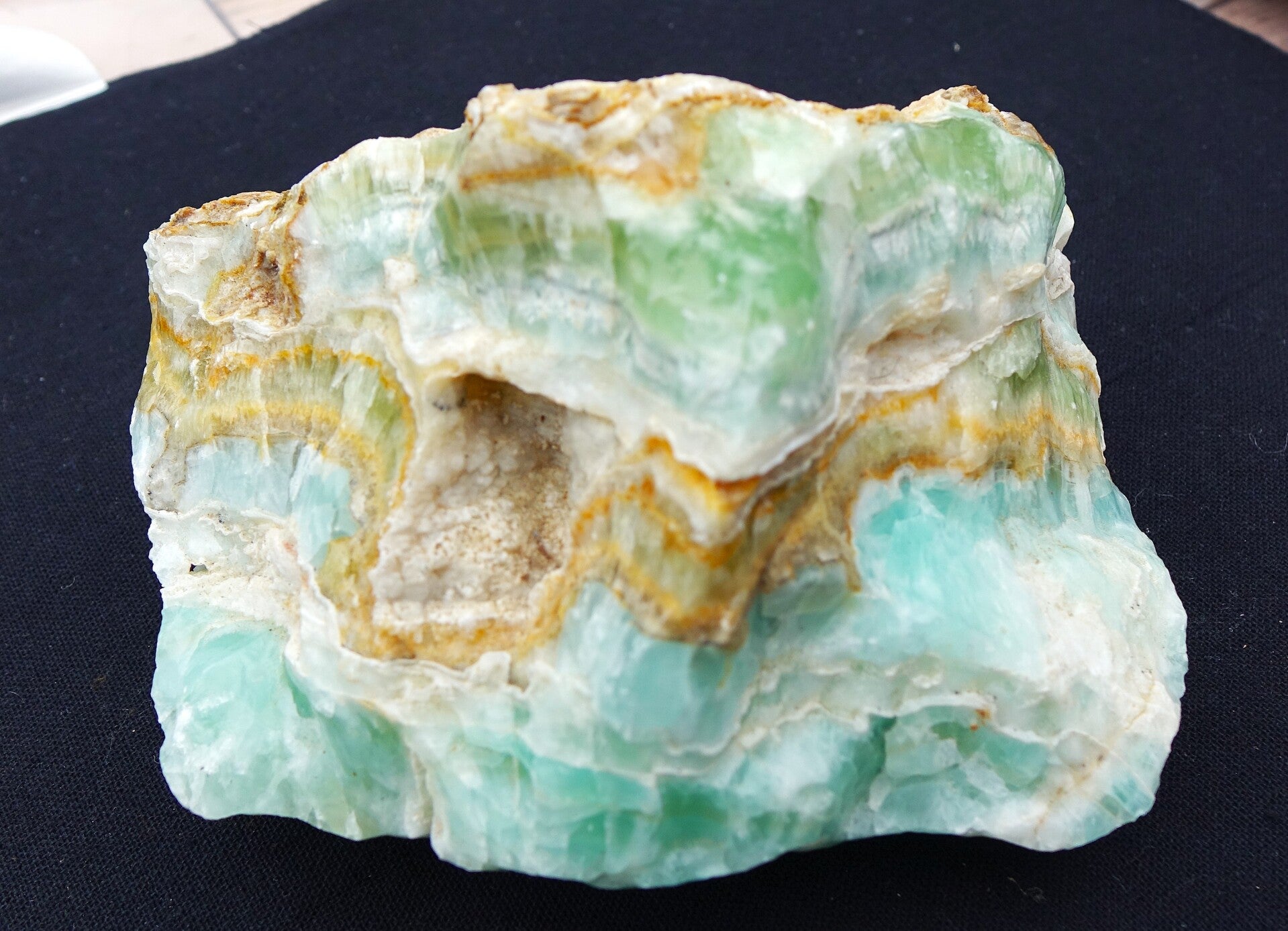 Prachtige regenboog Calciet