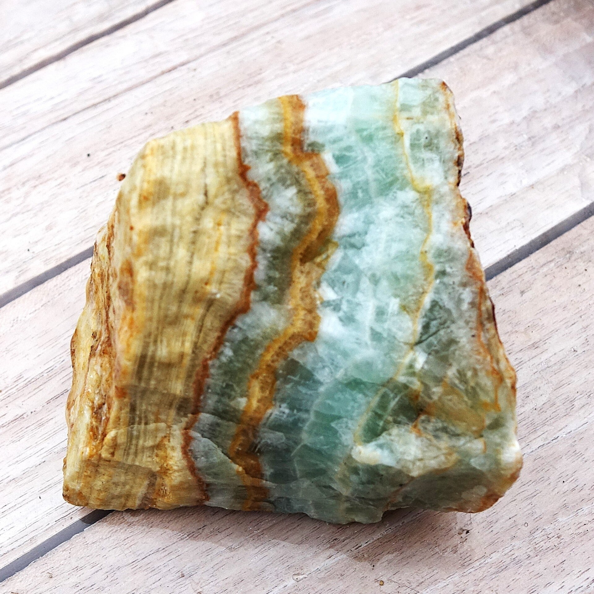 Mooie regenboog Calciet