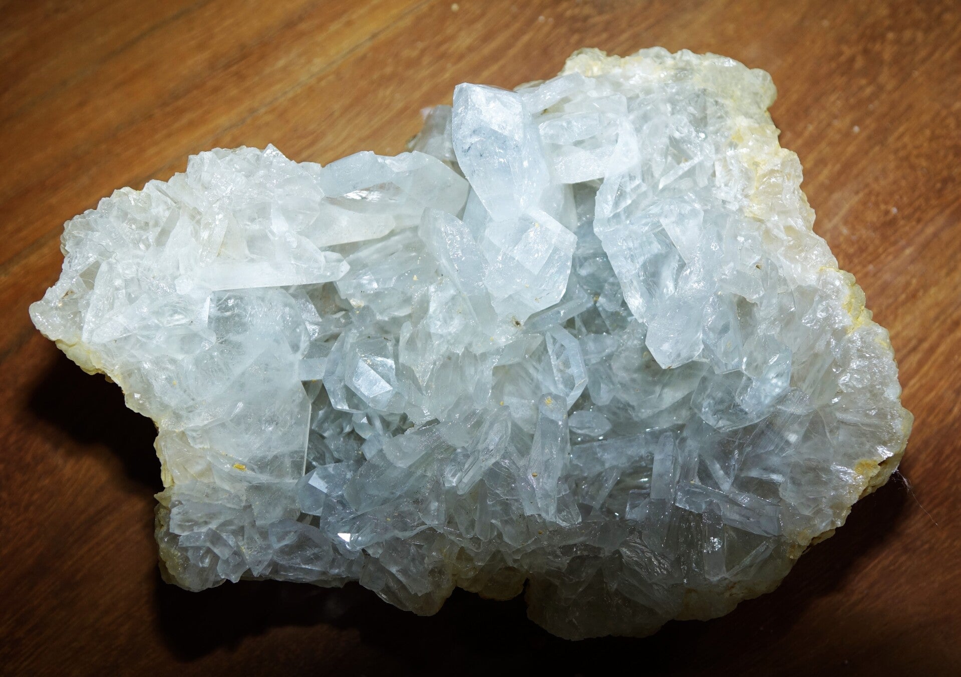 Mooi stuk Celestien met bijzondere kristallen zeldzaam uit Tunesië