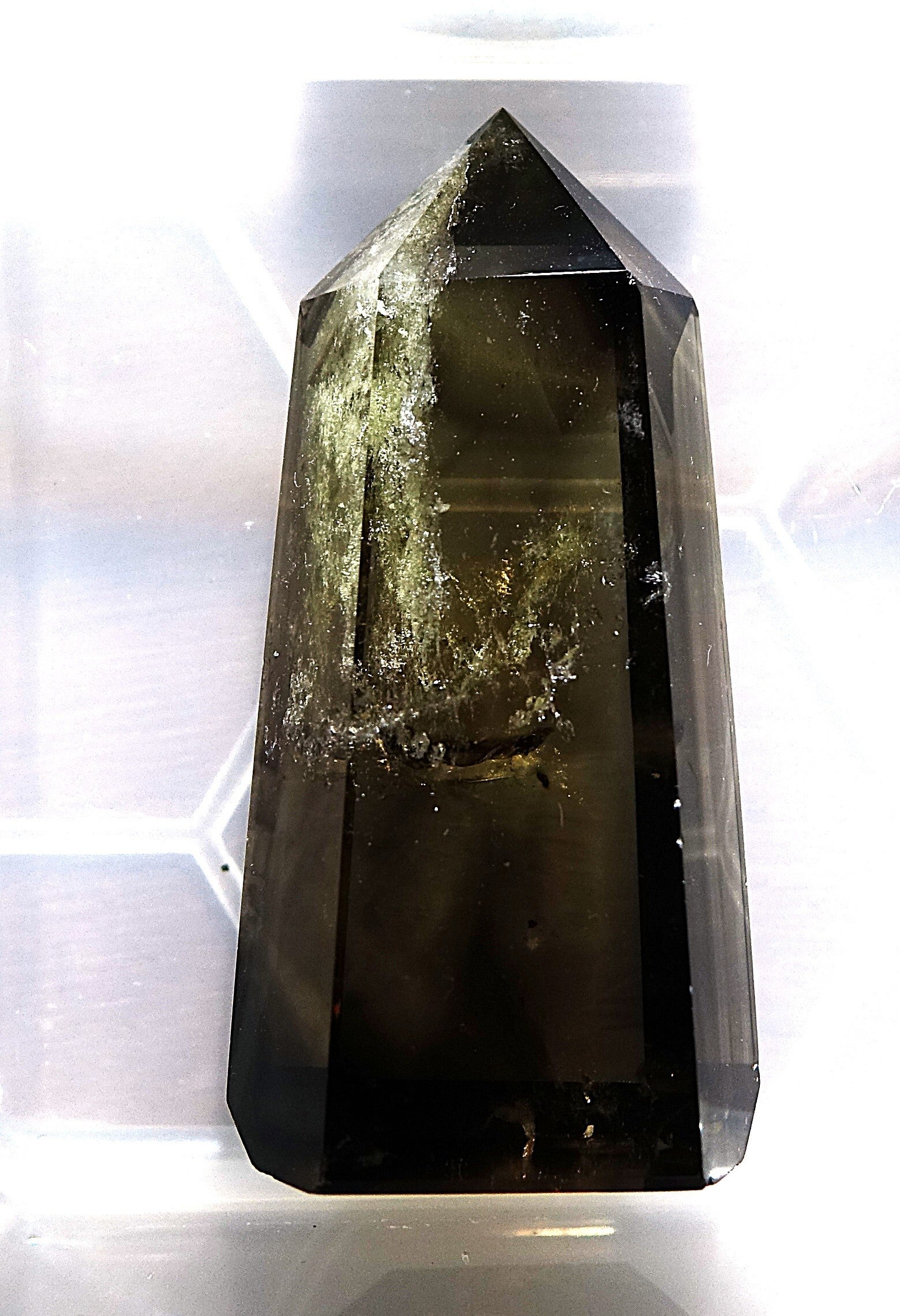 Dit is een natuurlijke Citrien met Rookkwarts uit Madagaskar , Zeldzaam.