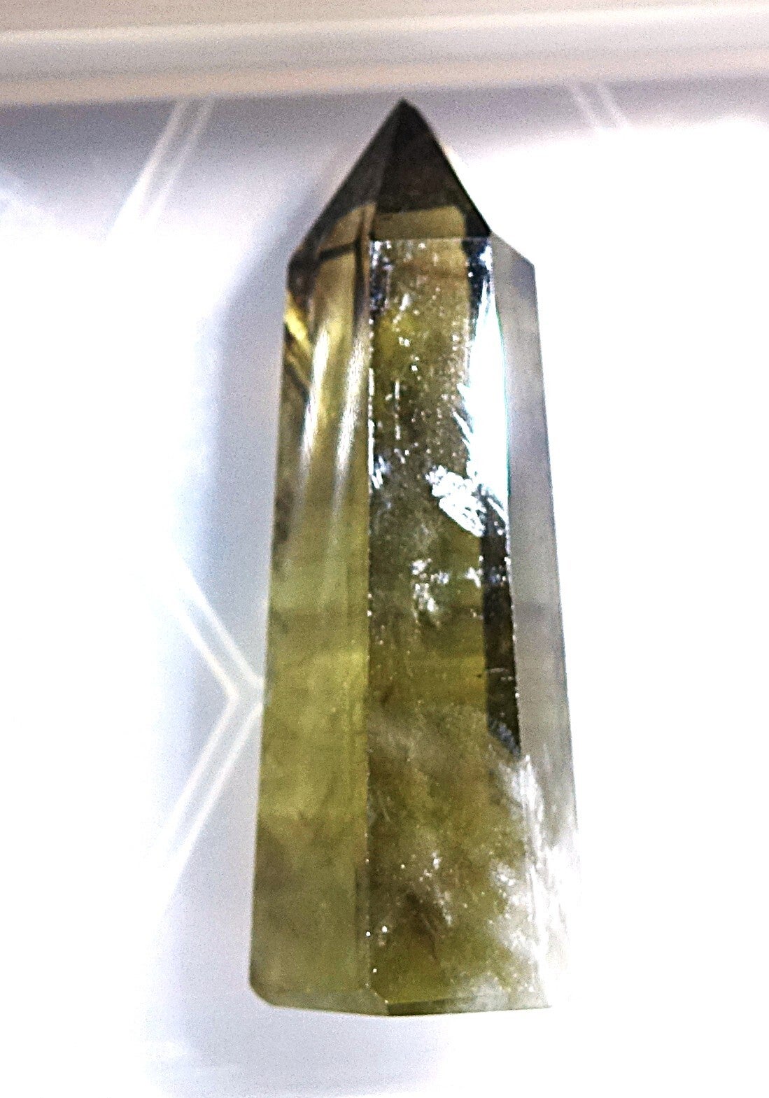 Dit is een natuurlijke Citrien met Rookkwarts uit Madagaskar , Zeldzaam.