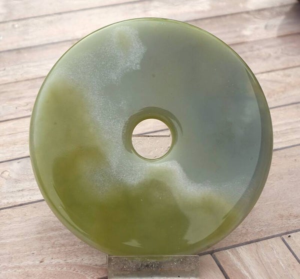 Mooie zeer grote zeldzame Jade Donut 17 cm