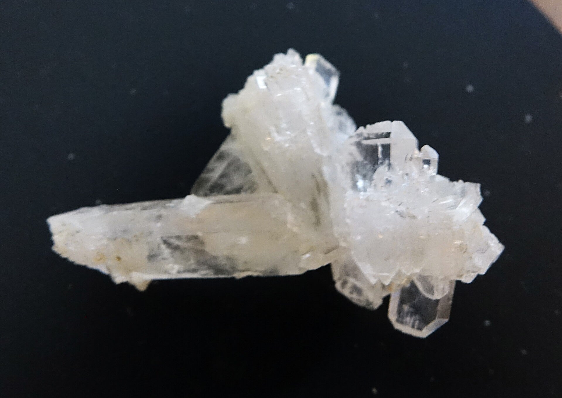 Mooie grote Fadenkwarts uit Pakistan cluster.