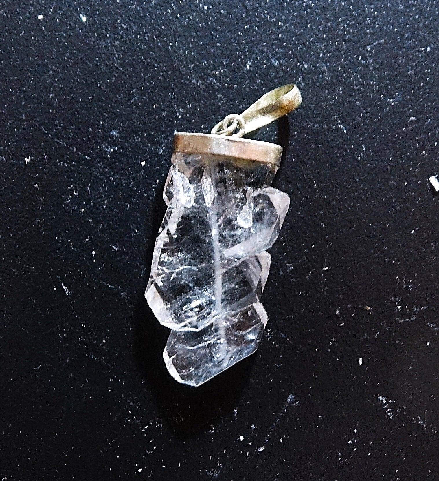 Mooie Fadenkwarts hanger uit Pakistan met 925 zilver.