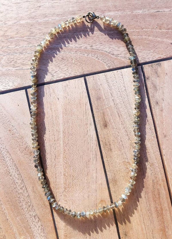 Mooie Labradoriet ketting