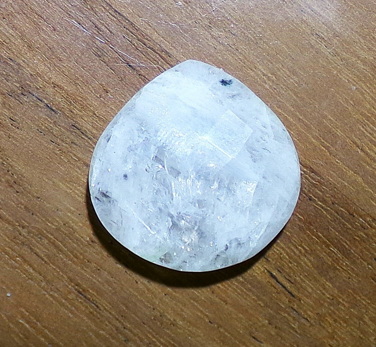 Mooie tweezijdig gefacetteerde Maansteen