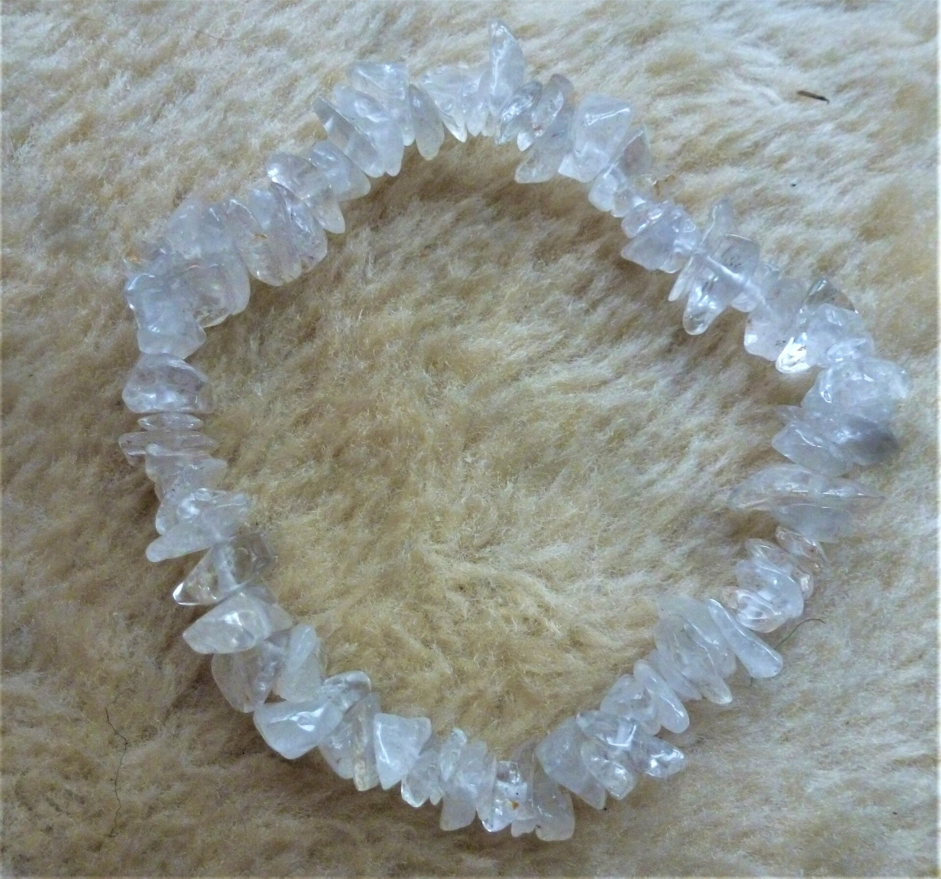 Mooie splitarmband van  Bergkristal