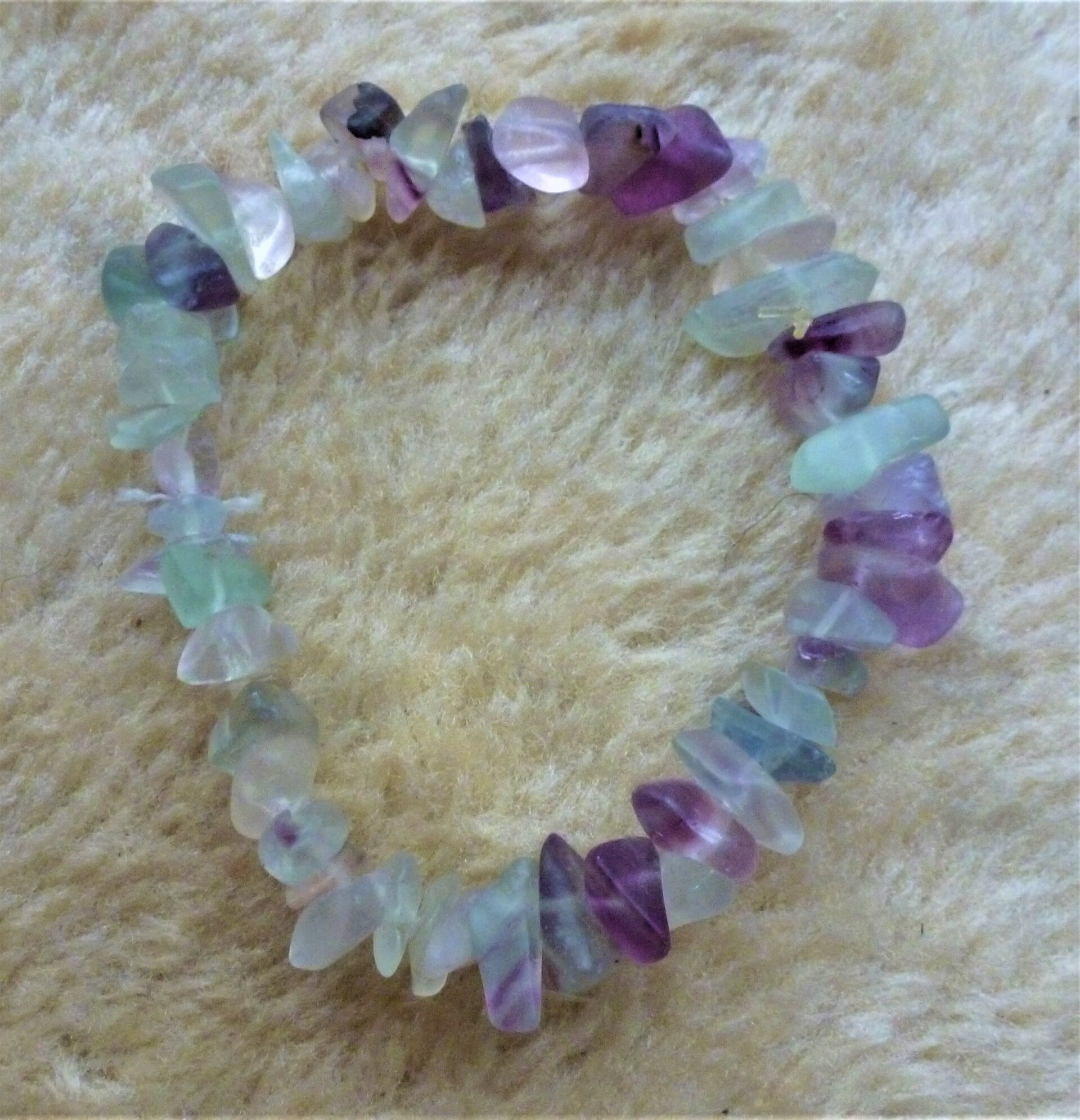 Mooie splitarmband van  Fluorriet