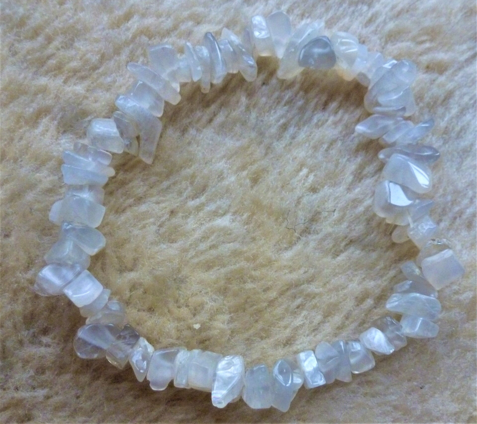 Mooie splitarmband van  Maansteen