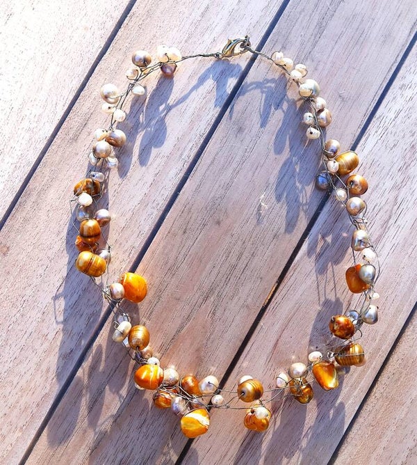 Meerkleurige parelketting