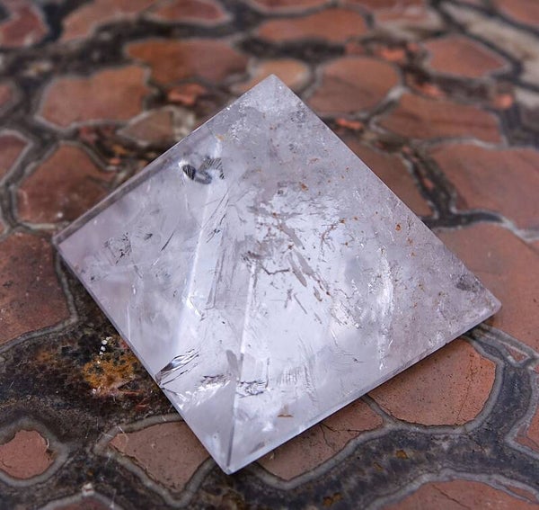 Mooie Piramide van Bergkristal