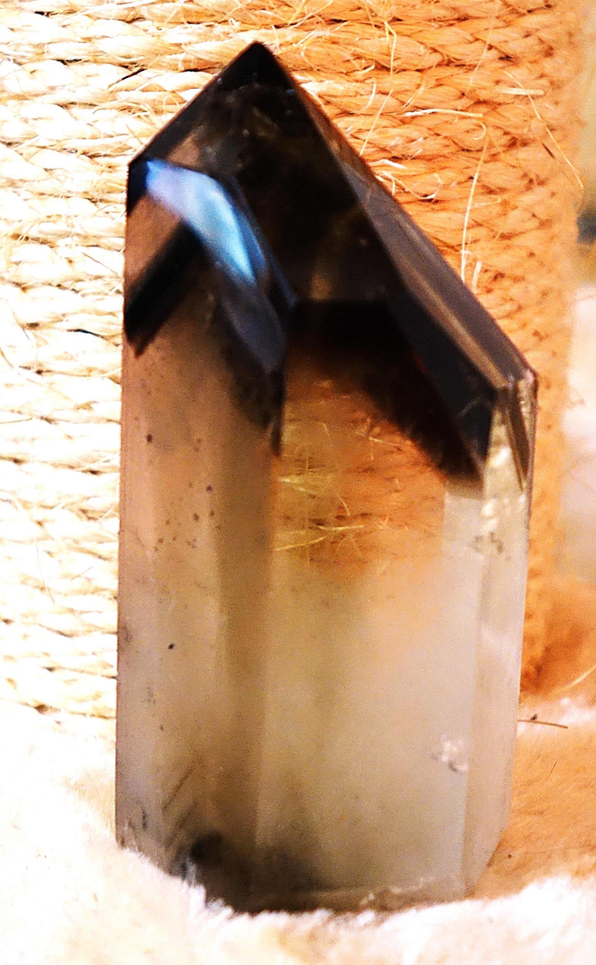 Mooie punt met Morion en fantoom , zeldzaam