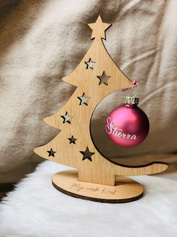 Kerstboompje met kerstbal