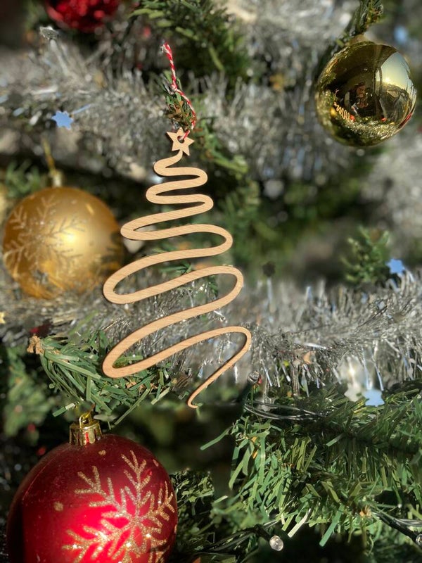 Kersthanger 3 - Sierlijke kerstboom