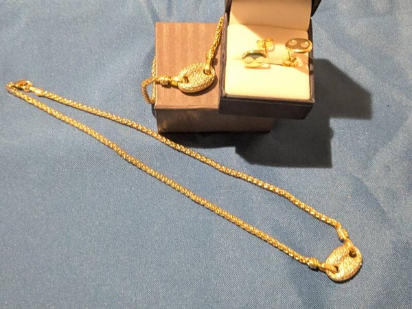 Woman Gold Plated Set, Necklace, earrings and Bracelet with CZ Oval design