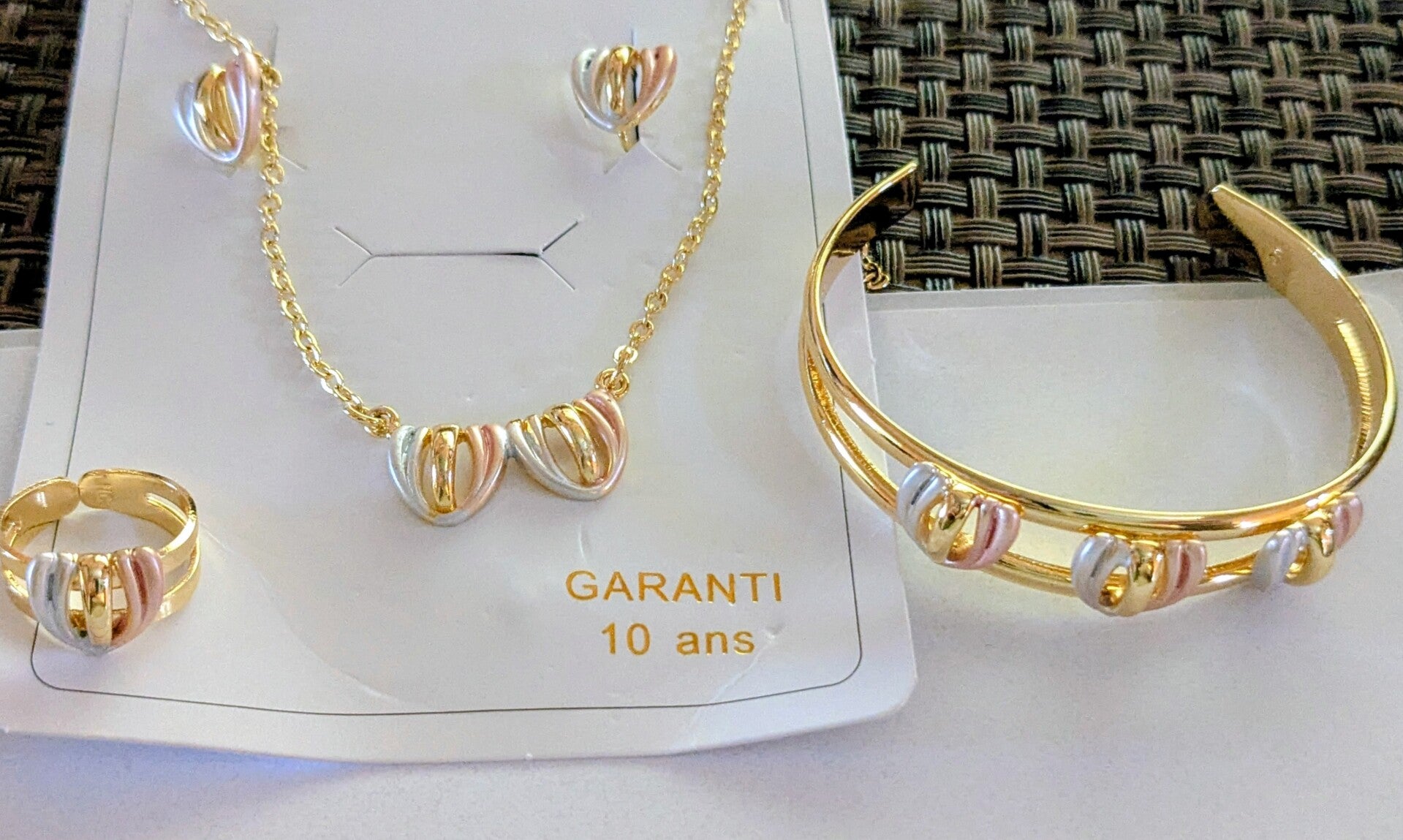 Girls Gold Plated Necklace, Earrings, Ring and Bracelet with Beautiful  Gold, Rose and Silver Heart