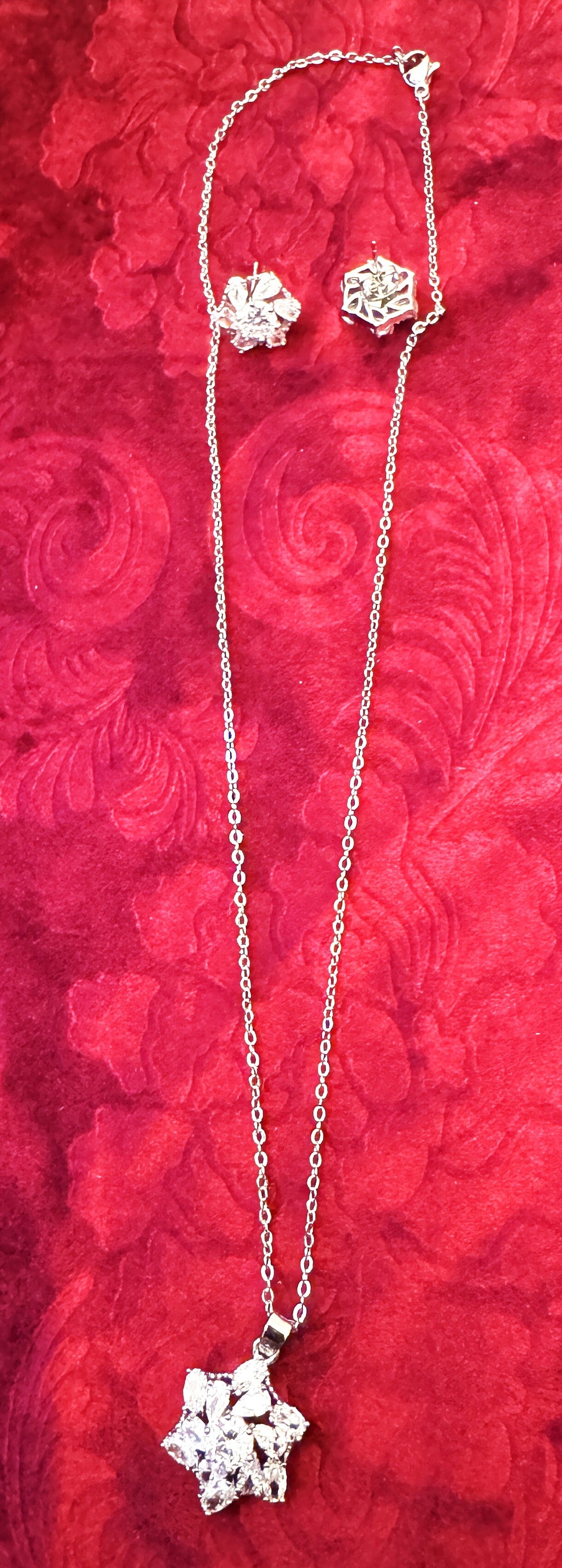 Women Silver Color Necklace and Earrings. Beautiful CZ Stones Star With design in Center