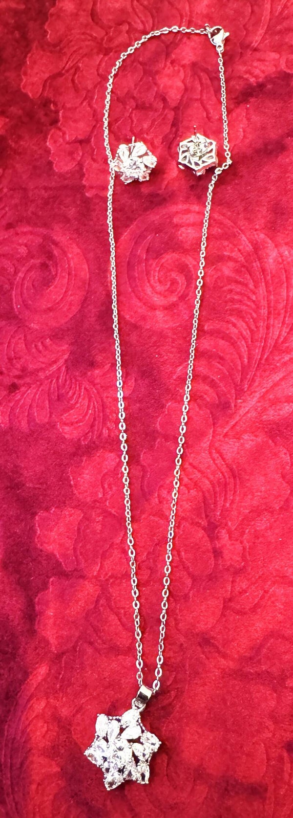 Women Silver Color Necklace and Earrings. Beautiful CZ Stones Star With design in Center