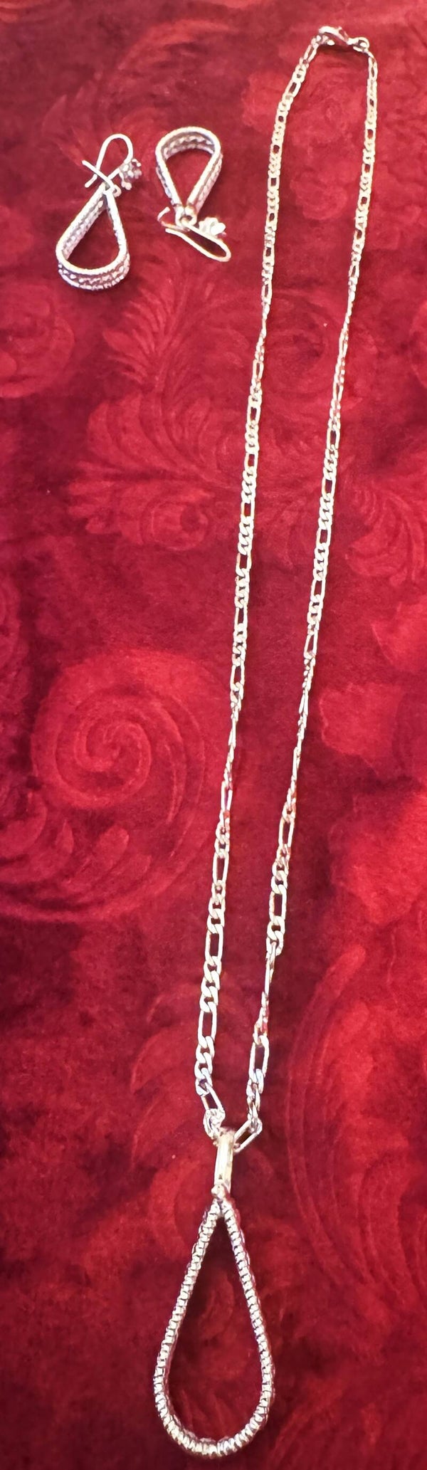 Women Silver Color Necklace and Earrings with CZ in Beautiful Rain Drop Design